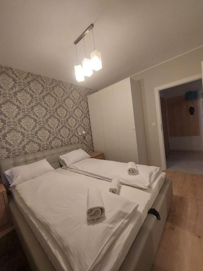 Golden Apartments Przy Plazy กดัญสก์ ภายนอก รูปภาพ